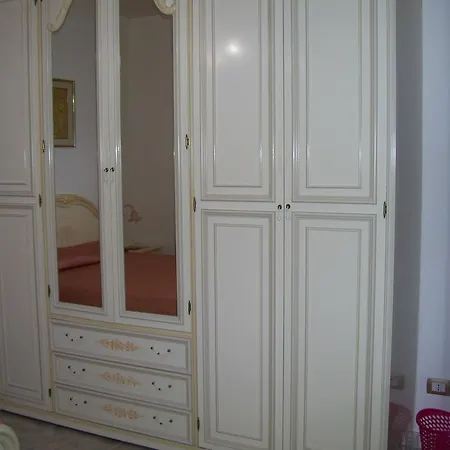 Couette-café Capitello 3*