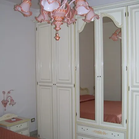 Couette-café Capitello 3*